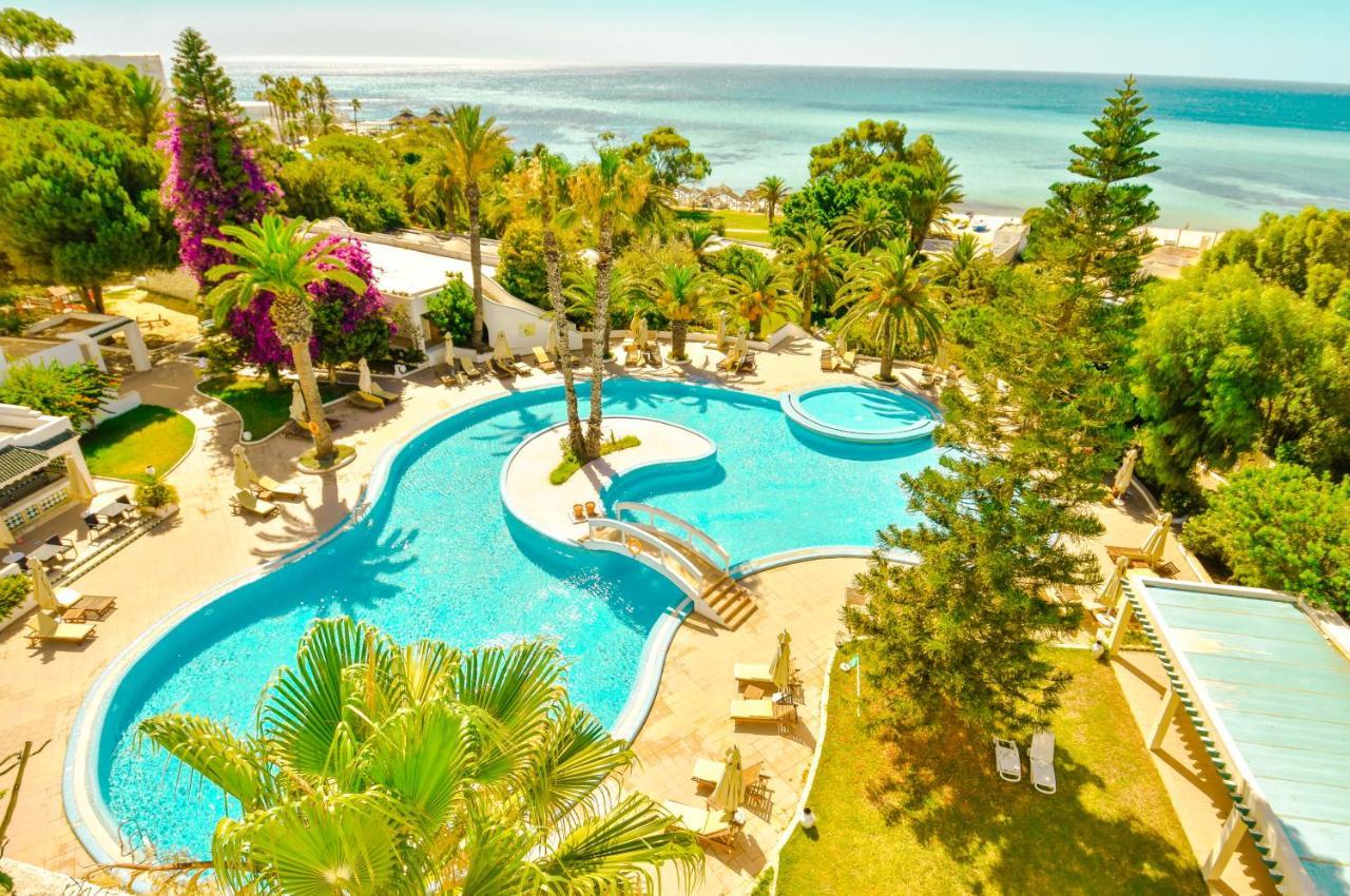 Sol Azur Hotel 4*