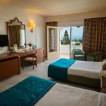 Hotel Sol Azur Beach